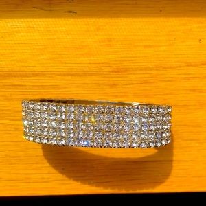 Pretty stretch bracelet